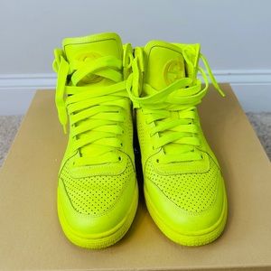 Authentic Gucci Coda Neon Yellow Leather Hightop Sneakers Size 38